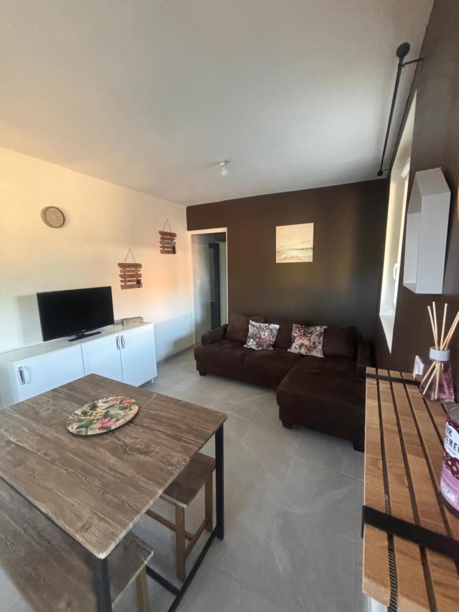 Charmante Maisonnette Entre Bordeaux Et Saint Emilion Holiday home